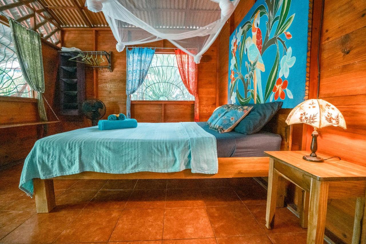 Casitas Las Flores Puerto Viejo de Talamanca Екстер'єр фото